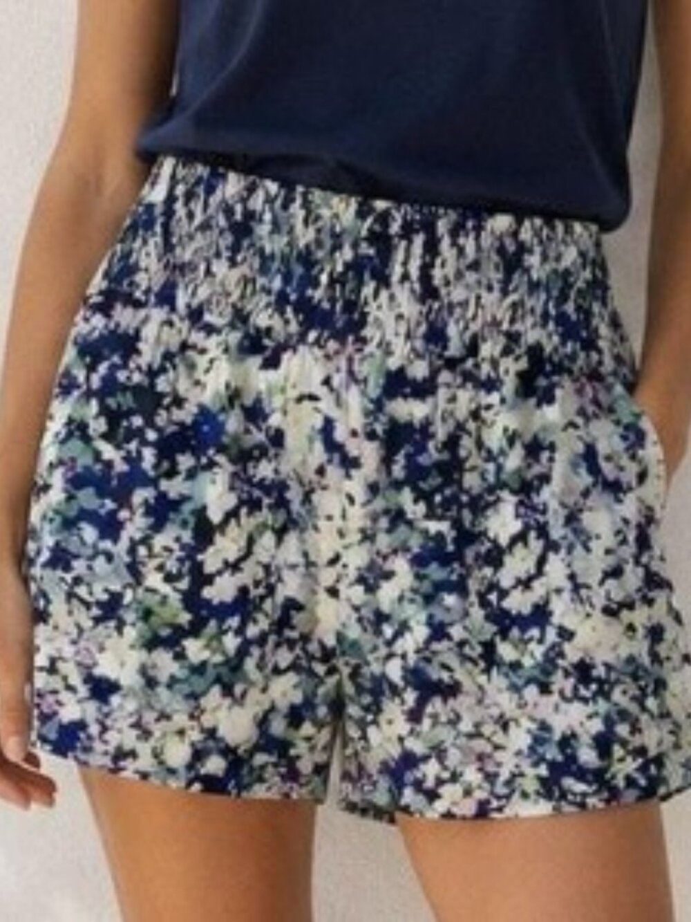 CAbi brand Women's size M Meadow Boxer Shorts Blue White Smocked Waist Flowy